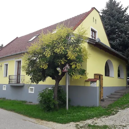 Zanati Apartmannhaz Apartment Nagykapornak