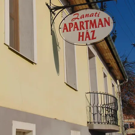 Zanati Apartmannház Apartamento