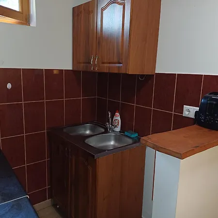Zanati Apartmannház