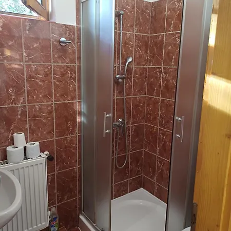 Zanati Apartmannház *