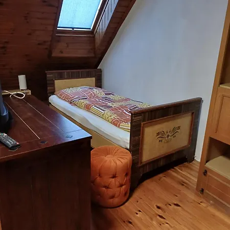 Zanati Apartmannhaz *