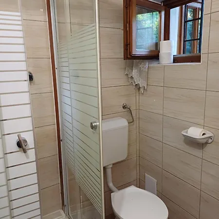 Zanati Apartmannház Nagykapornak