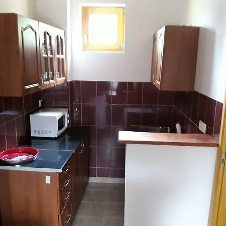 Zanati Apartmannház