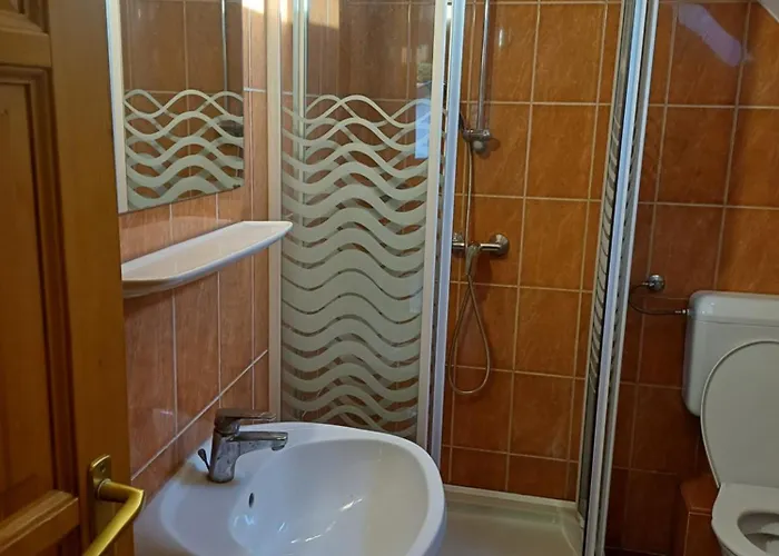 Zanati Apartmannhaz 公寓 Nagykapornak