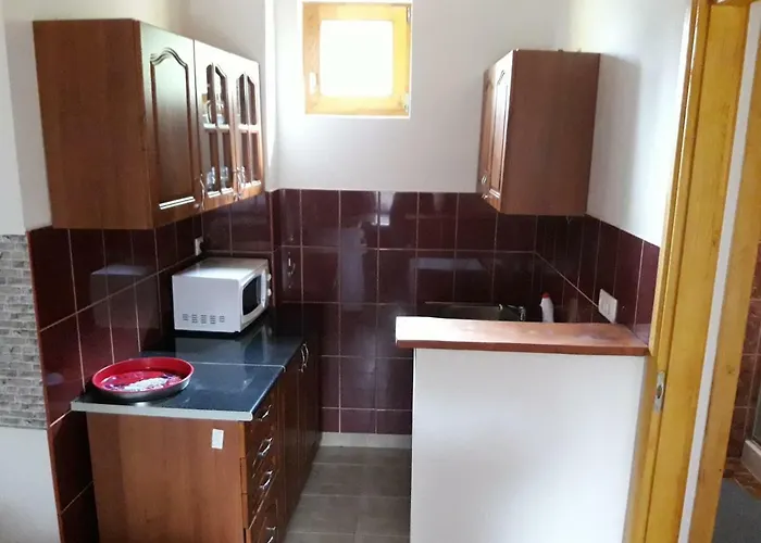 Zanati Apartmannhaz